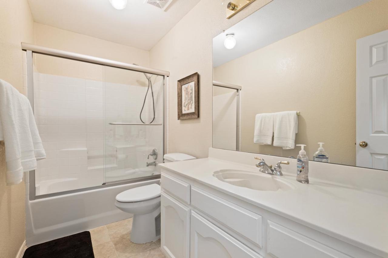 2 Twin Bed And A Full Bed Cozy Room Dallas Exterior photo